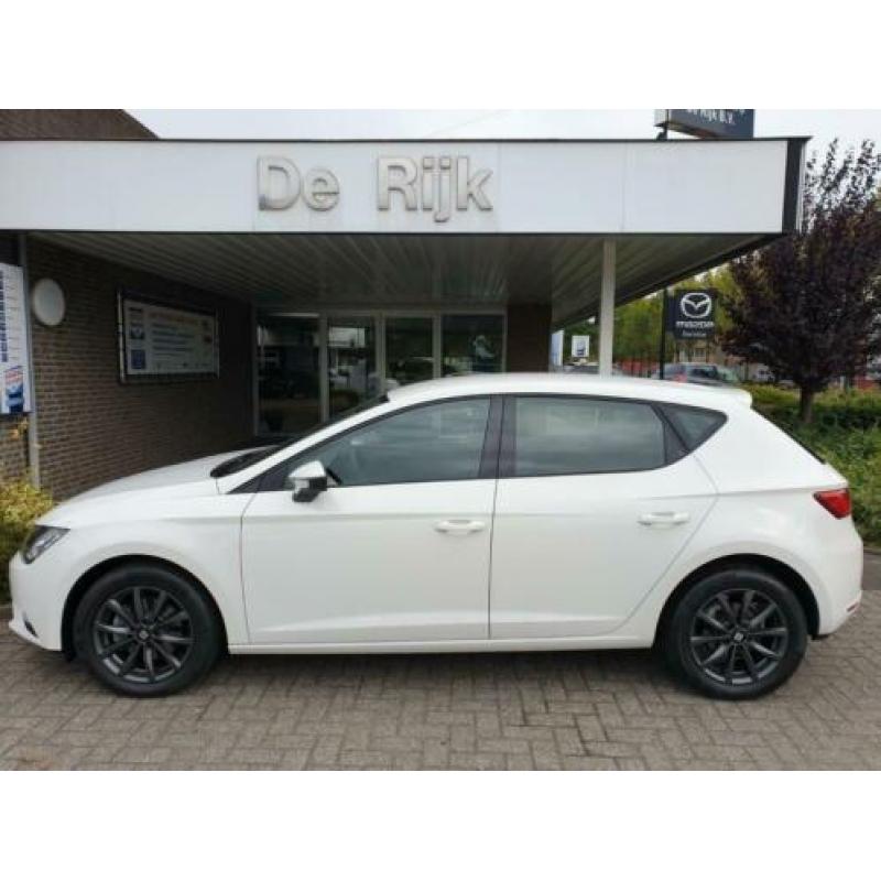 SEAT Leon 1.2 TSI Style | NAVI, PDC, AIRCO | NAP |