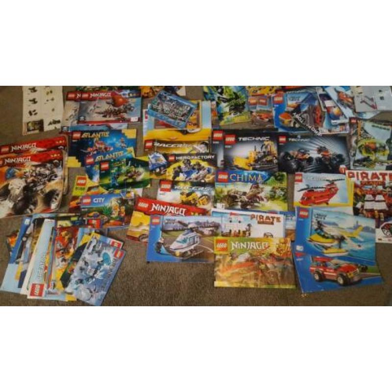 Lego bouwboekjes diverse series star wars city castle etc.