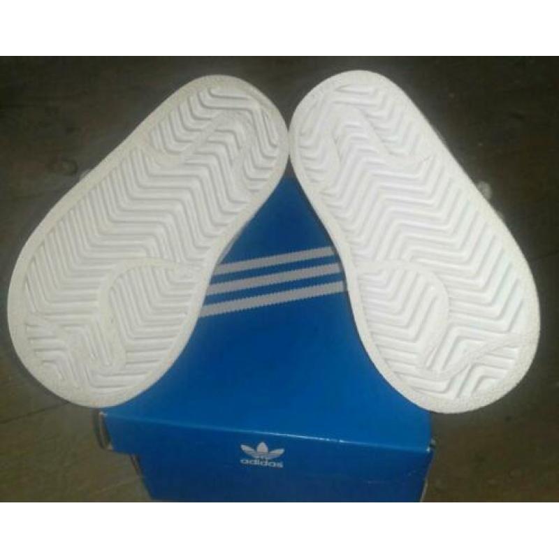 Adidas superstar sneakers maat 19