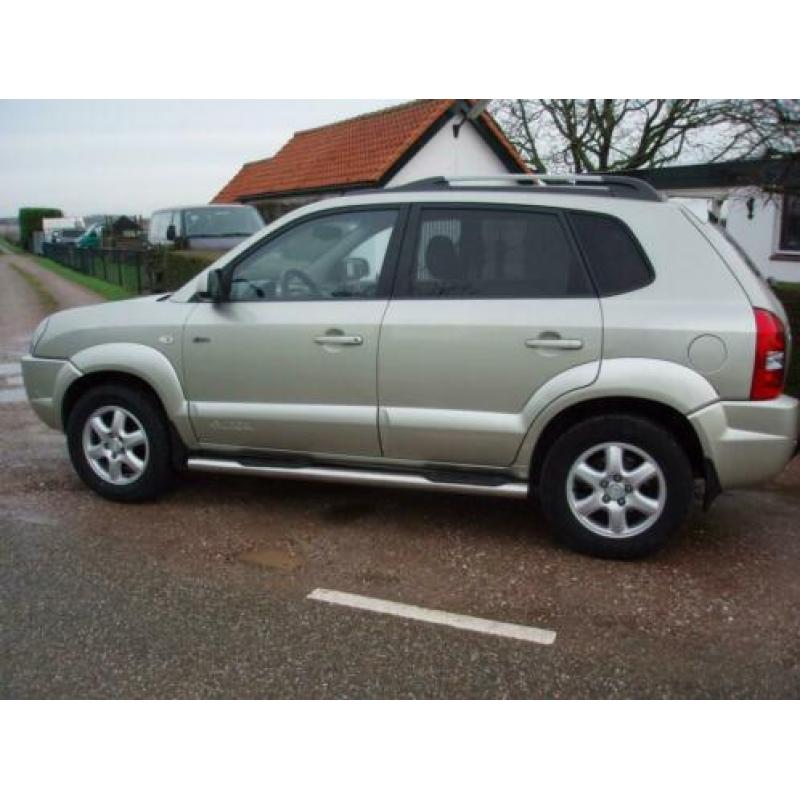 Hyundai Tucson 2.7i V6 4WD Style *AUTOMAAT*LEDER INT.*4x4*