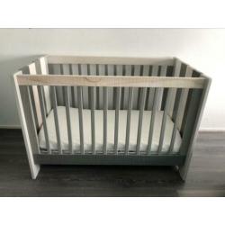 Jelle mix commode en ledikant