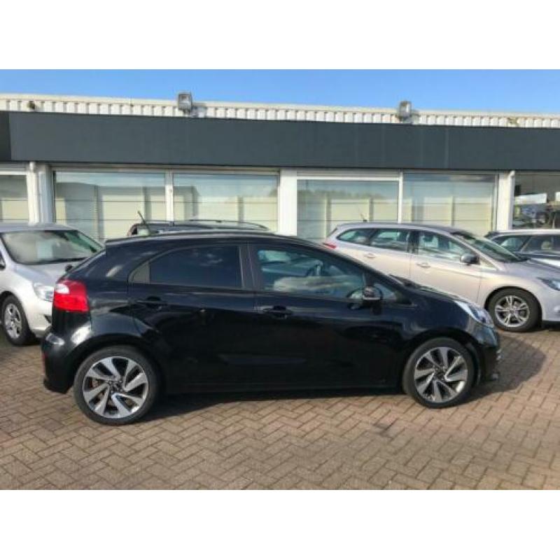 Kia RIO 1.4 CRDi Business ExecutiveLine 95.324km BTW