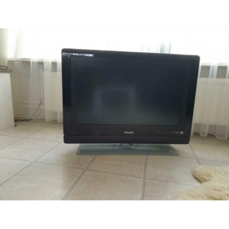 Philips ambilight tv 32 inch werkend te zien zeer goed