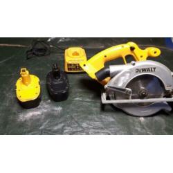 Hand cirkelzaag op accu van DeWalt