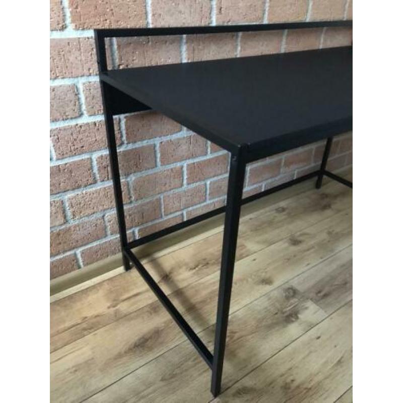 Zo goed als nieuw bureau industrieel