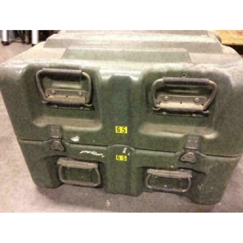flightcase verrijdbaar uitzonderlijk sterk met slot Hardigg