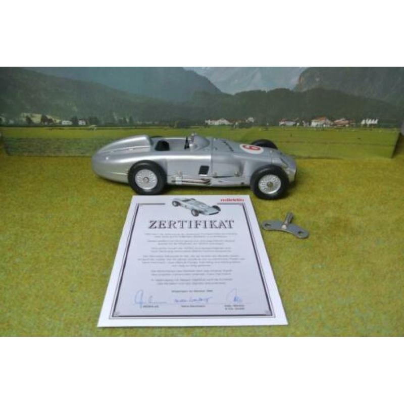 Märklin 81102 Mercedes-Benz W 196 "Hans Hermann" Silberpfeil