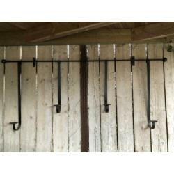 Wand kandelaar +/- 2 meter breed 30 euro