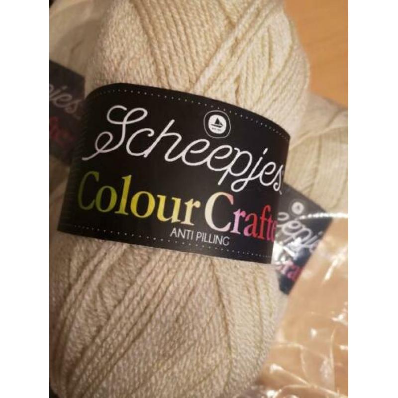 8 bollen scheepjes colour crafter