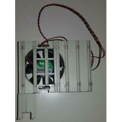 Nidec TA300DC PC ventilator. Moet nu weg!