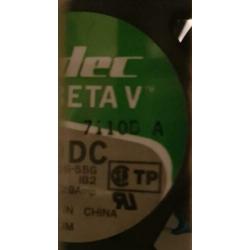 Nidec TA300DC PC ventilator. Moet nu weg!