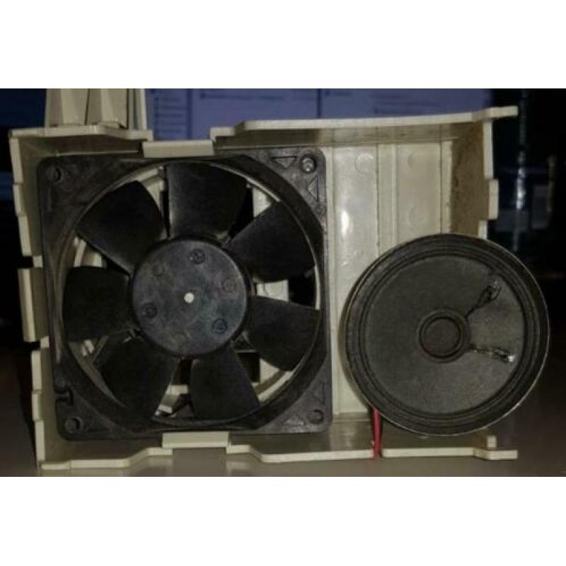 Nidec TA300DC PC ventilator. Moet nu weg!