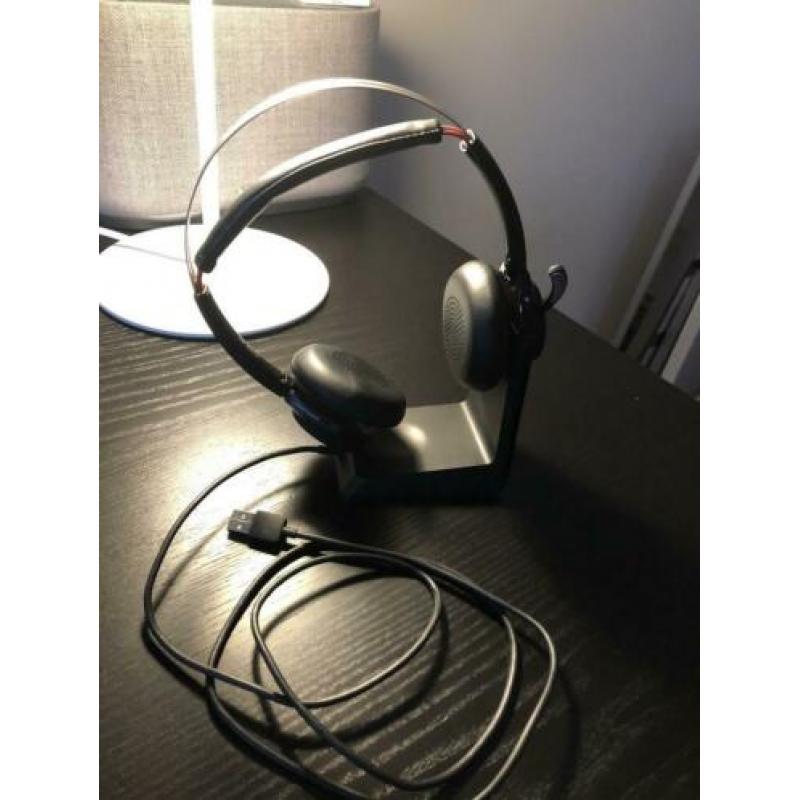 Plantronics voyager. Nauwelijks gebruikt en helemaal complee