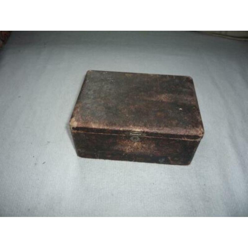 Kaveewee oud houten sigarenkistje Nr 820