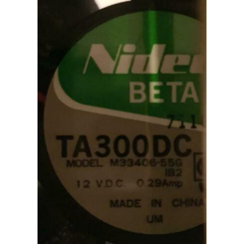Nidec TA300DC PC ventilator. Moet nu weg!