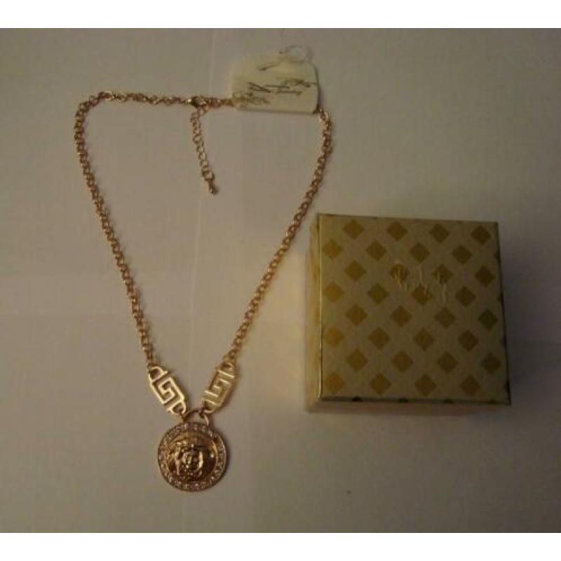 MEDUSA halsketting goud- en zilverkleurig voor € 12,95 p/st