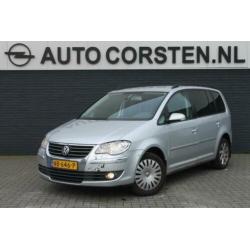 Volkswagen Touran 2.0TDI Highline Navi Ecc Pdc 16"lmv Cruise