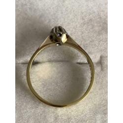 14 krt.geel/wit gouden desiree ring met diamant van 0,07 ct