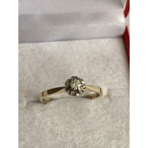 14 krt.geel/wit gouden desiree ring met diamant van 0,07 ct