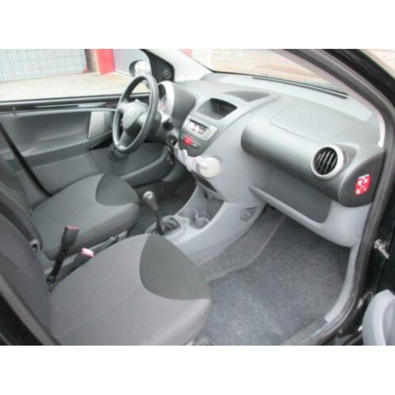 Toyota Aygo 1.0-12V Comfort 3x op voorraad prijs VANAF 3750