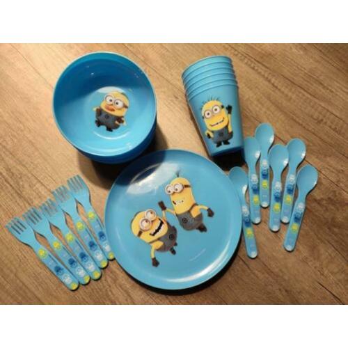 Nieuw plastic Minions servies set met borden, bekers en meer
