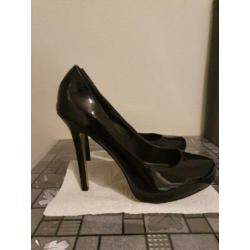 Hoge hakken pumps naaldhakken maat 40 (high heels)