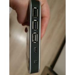 10 Poorts Trust USB-hub met voedingsadapter