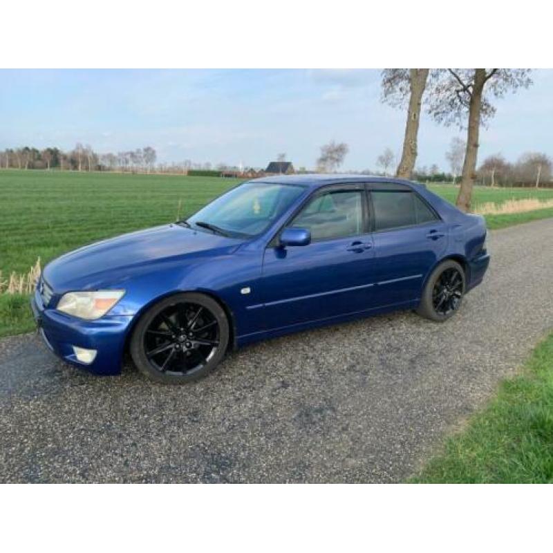 Lexus IS 200 2.0 Sport 2003 Blauw