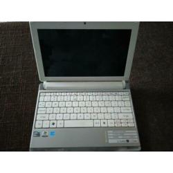 Packard Bell 10 inch laptop Windows 10 incl.extra's!!!!