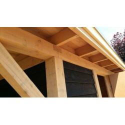 Overkapping / tuinhuis van douglashout hier alle materialen