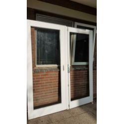 Zware hardhouten tuindeuren in perfecte staat met dubbelglas