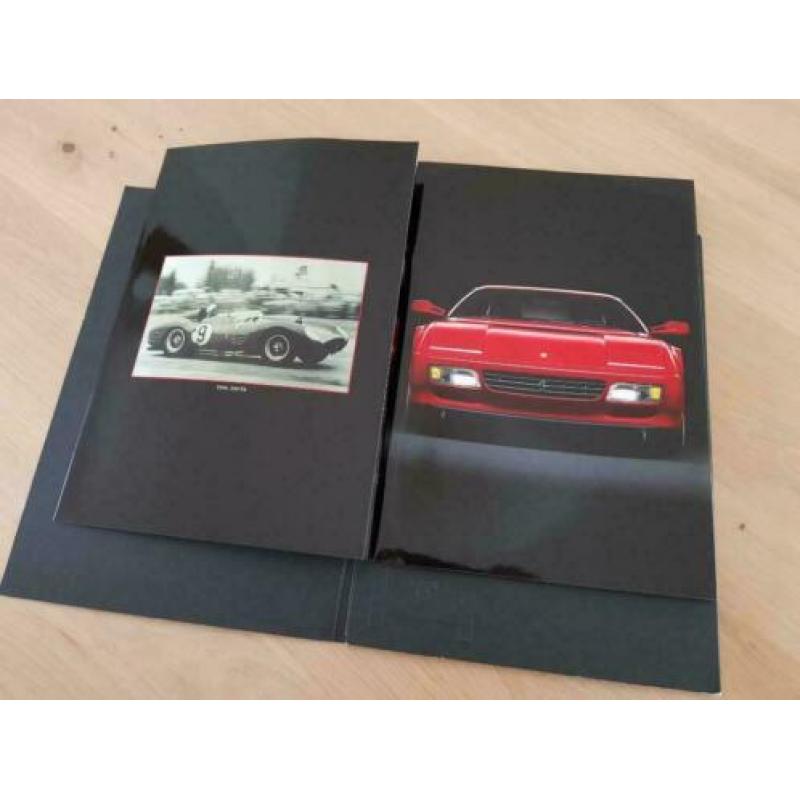 Ferrari 512 TR hoogglans brochure in map