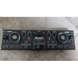 Numark DJ2GO2 Serato DJ-controller