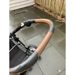 Mutsy EVO Urban Normad Dark grey kinderwagen