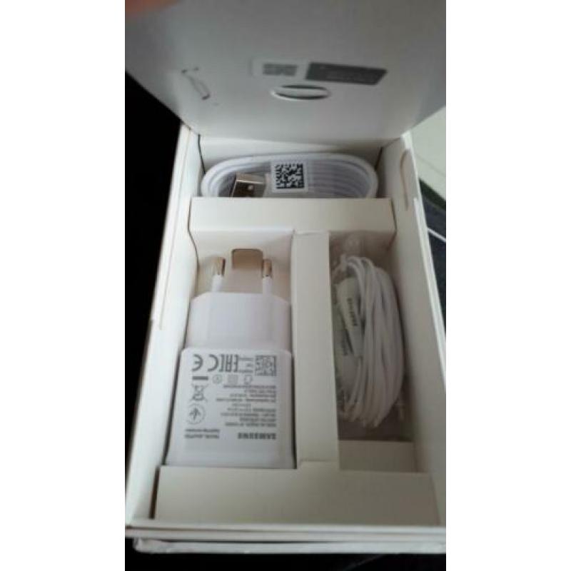 Samsung Galaxy A8 2018 32 Gb NIEUW!