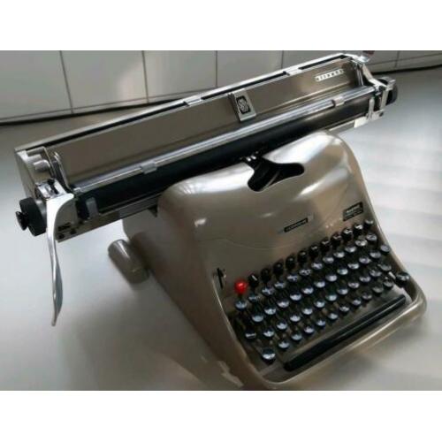 LEXICON 80-Italië -1950-1959 Schrijfmachine
