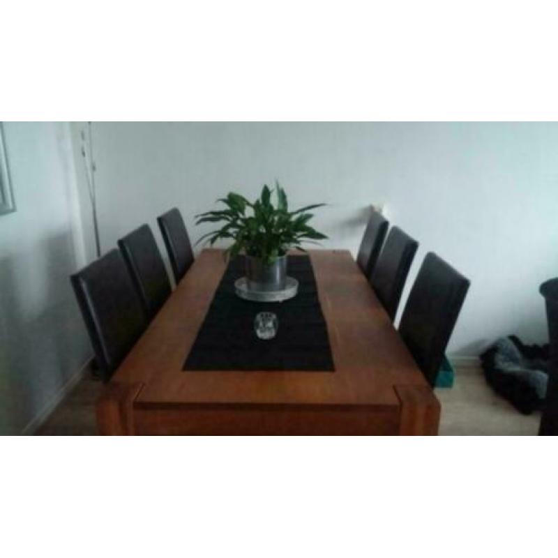 Eethoek met 6 stoelen