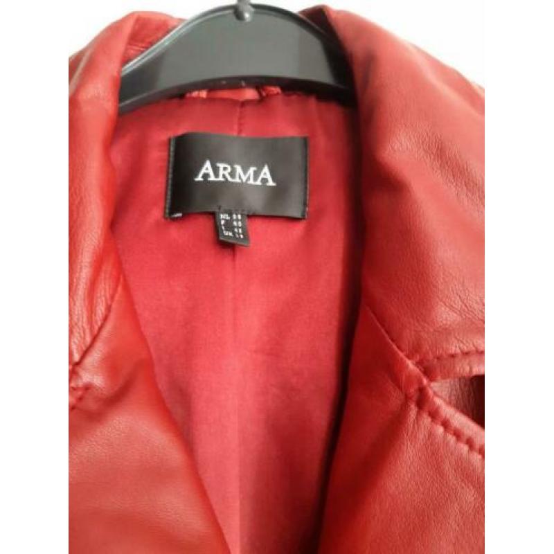 Leren damesjack kort rood mt 38. Nieuw