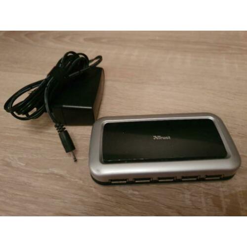 10 Poorts Trust USB-hub met voedingsadapter