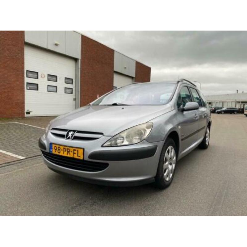 Peugeot 307 Break 1.6-16V Navtech / Climate /