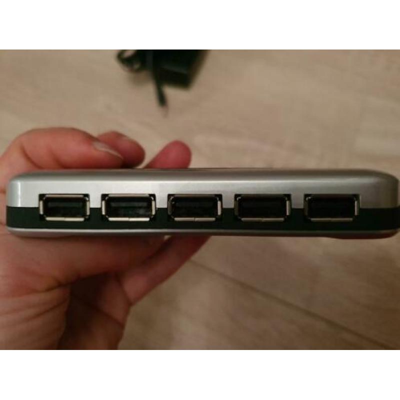 10 Poorts Trust USB-hub met voedingsadapter