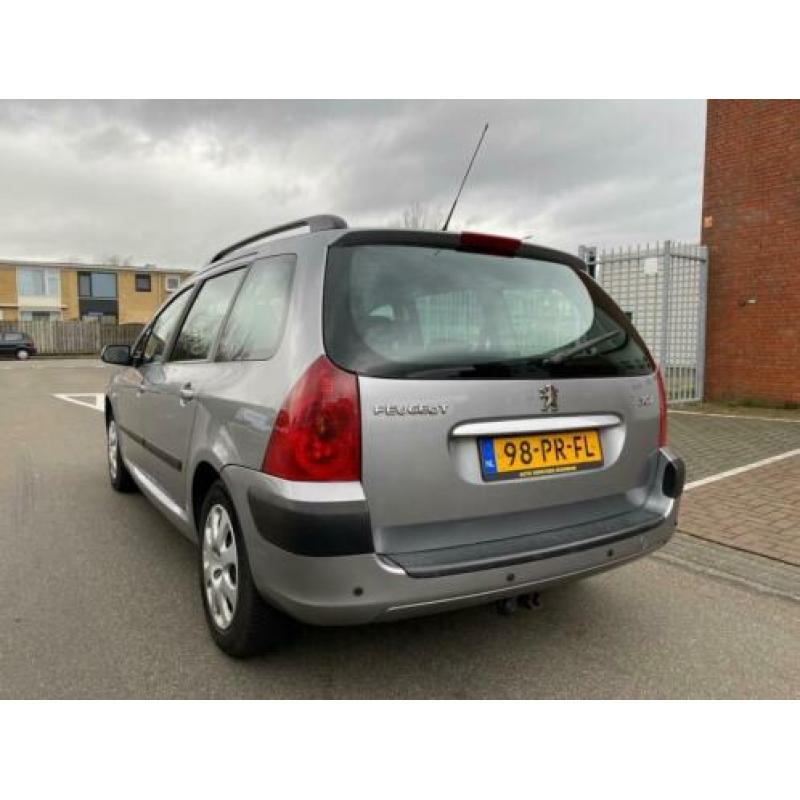 Peugeot 307 Break 1.6-16V Navtech / Climate /