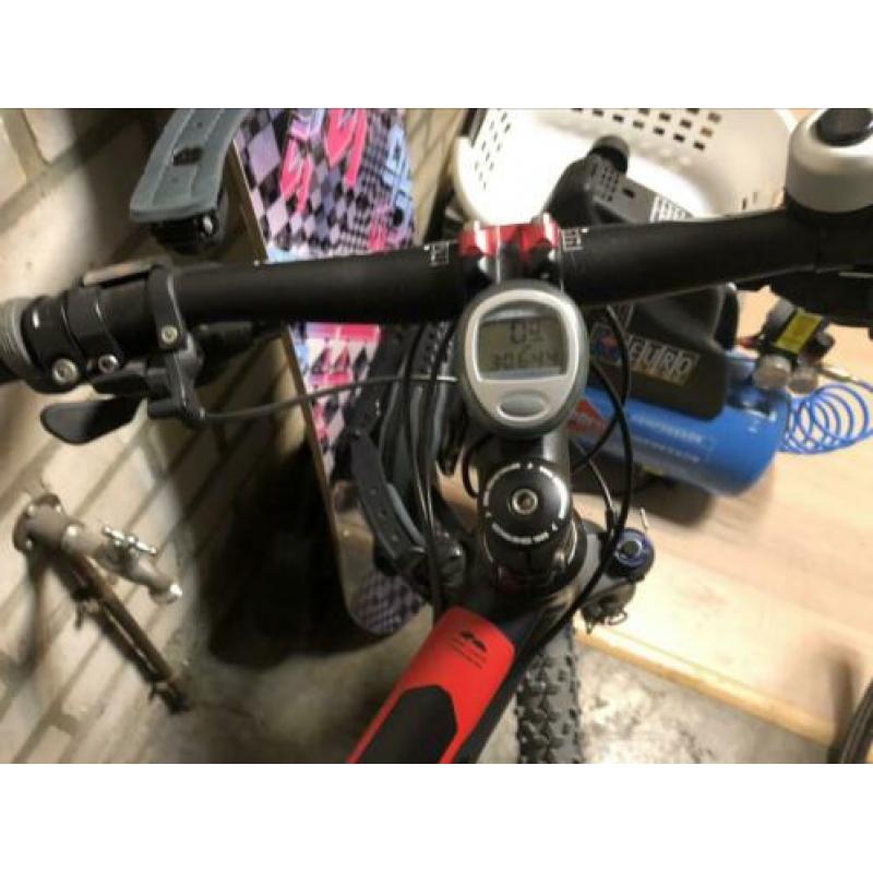 Cube attentiion mountainbike