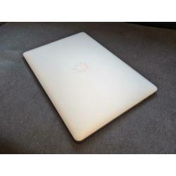 MacBook Pro (Retina, 15-inch, Mid-2015)