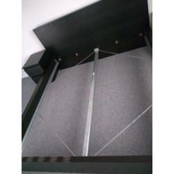 Bed 180x200, incl. nachtkastjes
