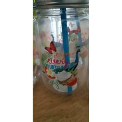 6 nieuwe plastic drinkbekers met rietje