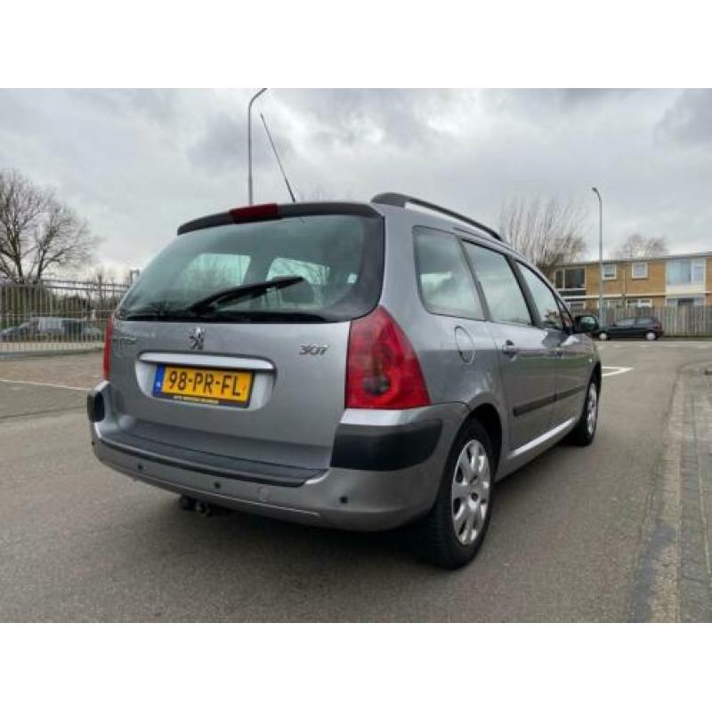 Peugeot 307 Break 1.6-16V Navtech / Climate /