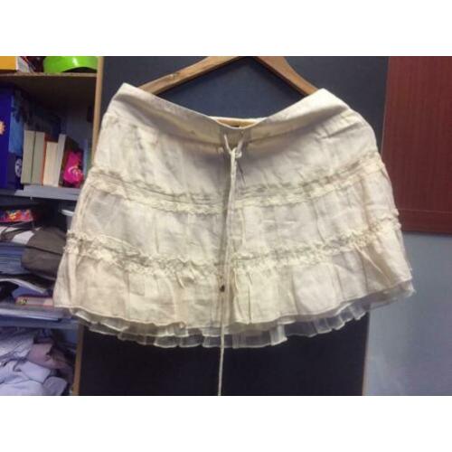 Nieuw beige rok, maat: M