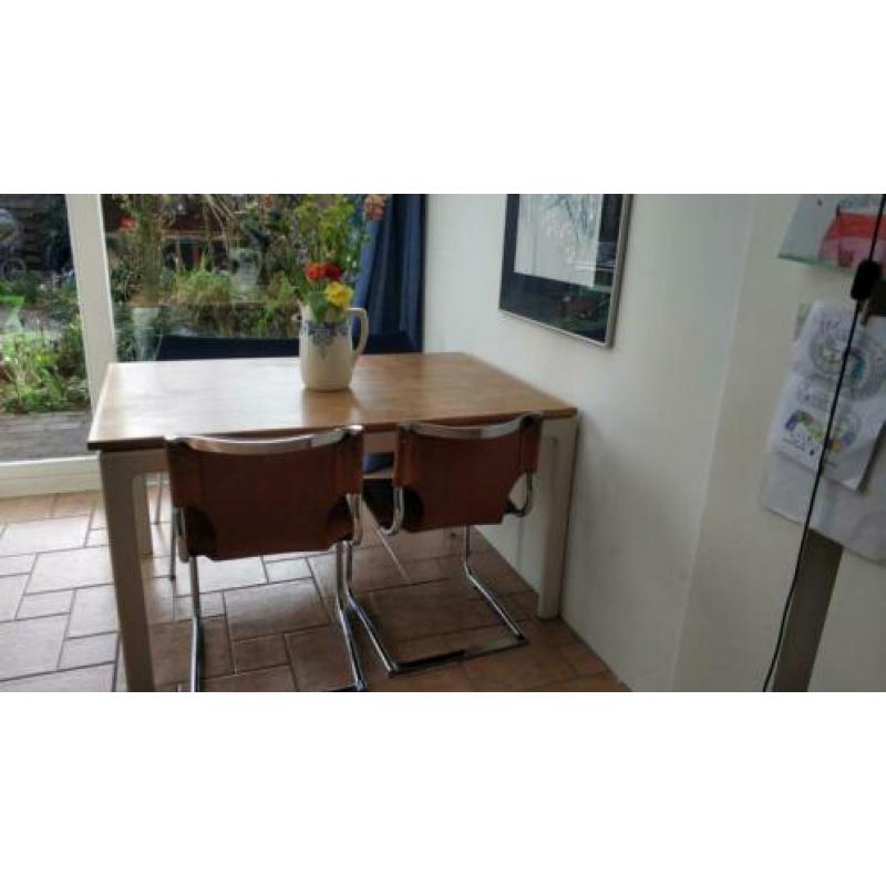 Vintage eettafel uitschuifbaar 135 -195cm lang merk lübke