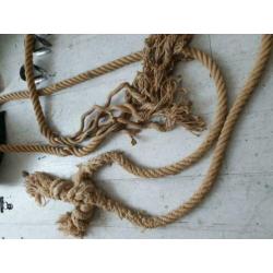 Oude Gymtouwen klimtouwen ex school totaal 11.20 meter! €30!